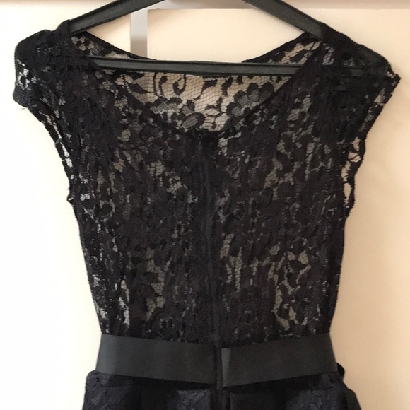 Black lace cocktail dress handmade with ribbon bow - Picture 7 of 8